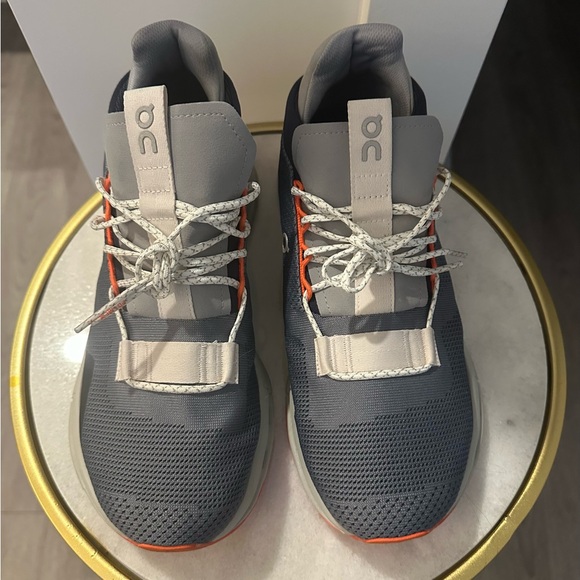 COPY - On Cloud Men’s Sneaker, Blue and Orange Size 8 - Picture 2 of 8